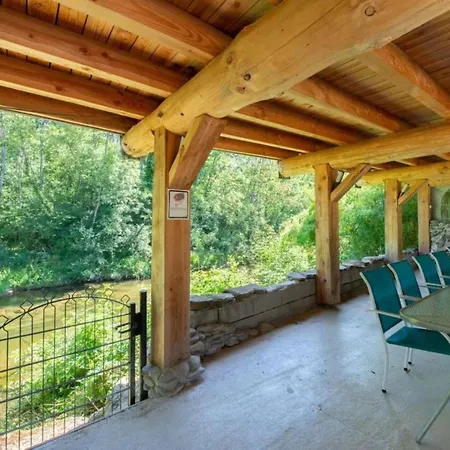 Mit Privatpool In By Interhome בית נופש *