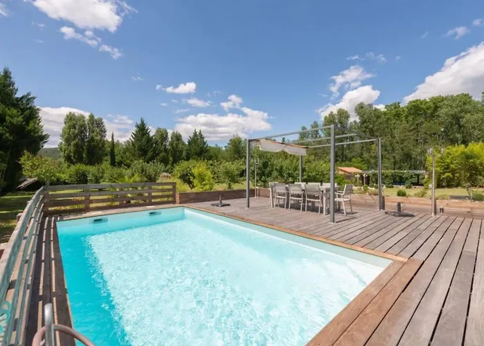 Mit Privatpool In By Interhome