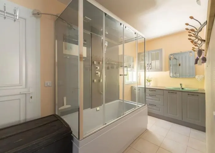 Mit Privatpool In By Interhome *